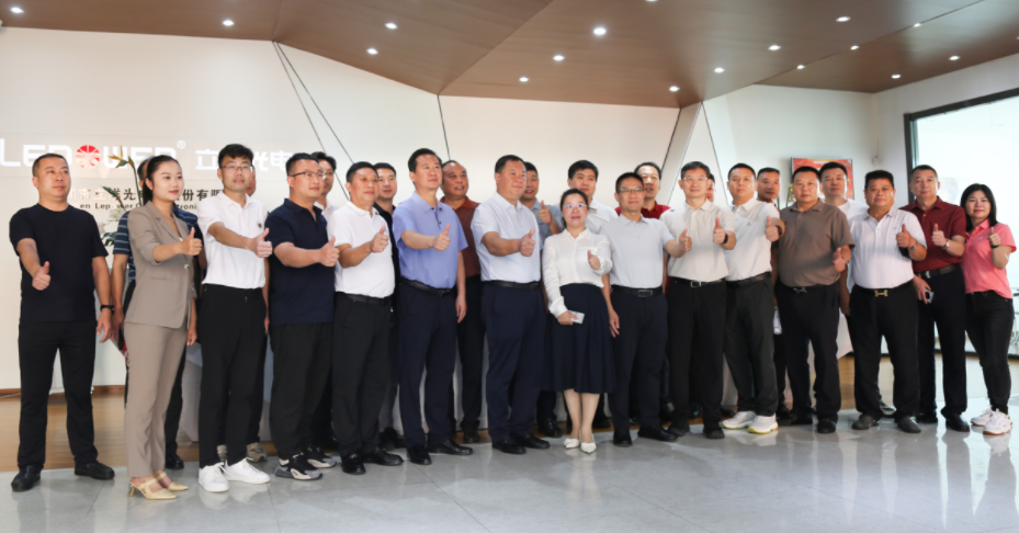 深钟楚商聚力立洋：以光电之芯点亮新质产业未来，推动钟祥产业攀高向新！